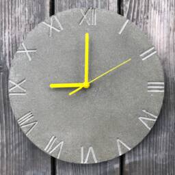 Zb2 Gray Concrete Clock, Yellow Hands, Roman Numerals