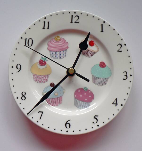 Cupcake Clock - Colourful Fun 11