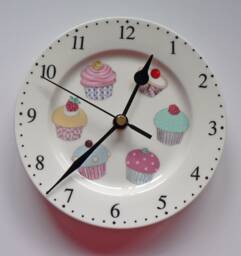 Cupcake Clock - Colourful Fun 11