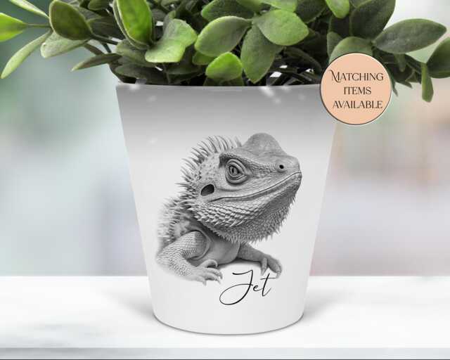 Personalised Bearded Dragon Plant Pot, Pen Pot/Makeup Brushes Holder - A Unique Gift For Lovers Pet Memorial Gift - image 1