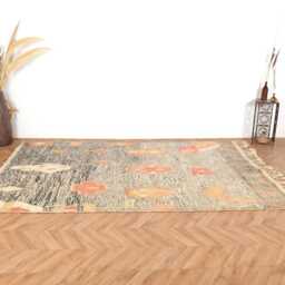 Moroccan Rug, Authentic Berber Vintage Boujaad 6x10 Rug - thumbnail 3