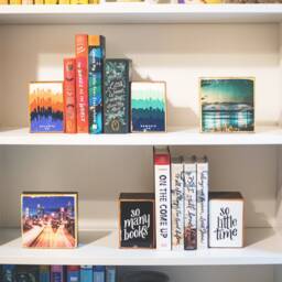 Wood Bookends With So Many Books So Little Time, Image Transfer - Made To Order - thumbnail 3