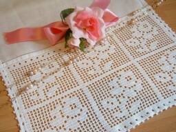 Curtain Lace With Roses-Hand Crocheted Filet Technique-White Border-cm.50xcm.30-On Reservation - thumbnail 1