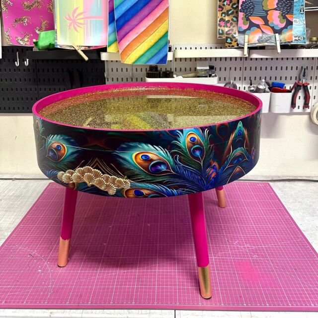Round Coffee Table , Peacock Design, Blue, Teal & Turquoise Feathers. Bright Pink. Table, Lift Off Top For Storage. End Lounge - image 1
