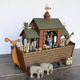 Handmade Wooden Noah's Ark, Hand Carved Wooden Animals - thumbnail 3