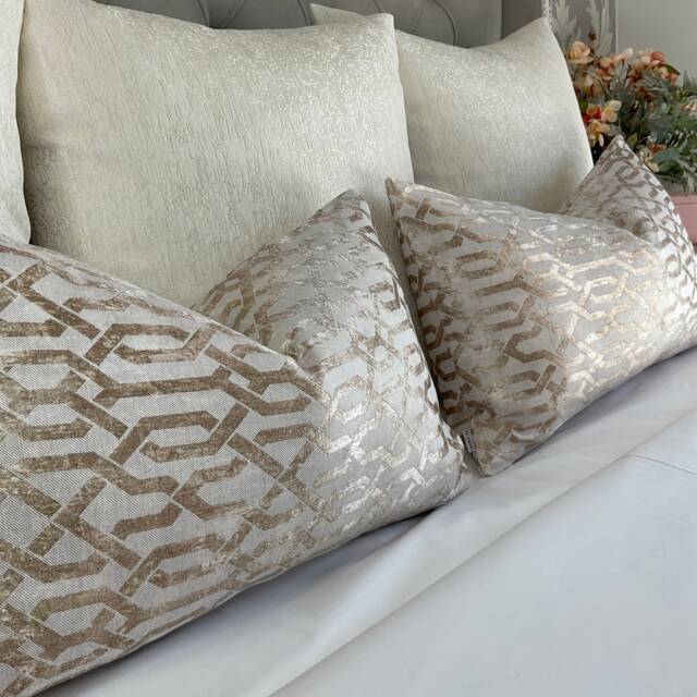 Elegant Geometric Cushion Cover Gold Champagne Rectangle Throw Pillow For Luxurious Home Decor - image 1