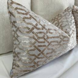 Elegant Geometric Cushion Cover Gold Champagne Rectangle Throw Pillow For Luxurious Home Decor - thumbnail 2