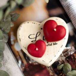 Beeswax Heart Candle - Natural Handmade Valentine's Day Gift, Romantic Shaped - thumbnail 3