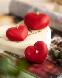 Beeswax Heart Candle - Natural Handmade Valentine's Day Gift, Romantic Shaped - thumbnail 1