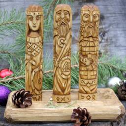 Freya - Hand Carved Norse Goddess Figurine. Linden Wood Statuette - 7 Inches - thumbnail 4