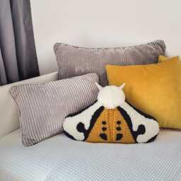 Pillow Moth Haploa Punchneedle Embroidery, Livingroom Decor Pillow, Cushion Bug Inspired By Nature - thumbnail 4