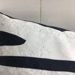 Ikat Velvet Pillow Cover - 12x20, Silk Cotton Blend - thumbnail 3
