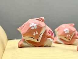Handmade Wooden Fox Decor Ornamen, Custom Pink Art Carving For Housewarming, Handcrafted Wood Animal Figurine Valentine's Day