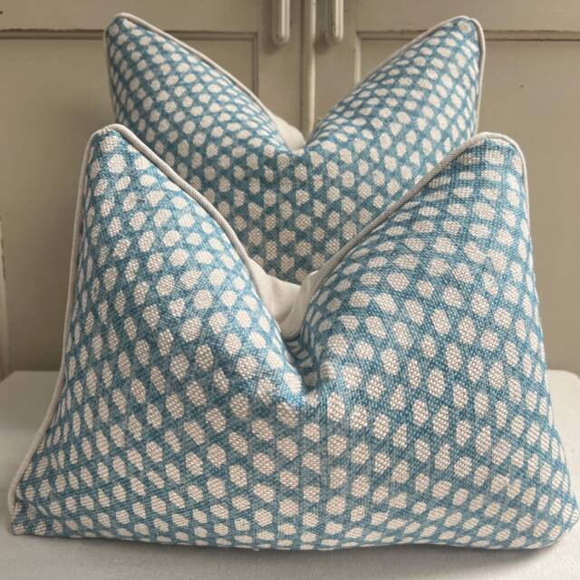 Fermoie Wicker Luxury Designer Decorative Blue Beige Linen Cushion Pillow Throw Cover - image 1