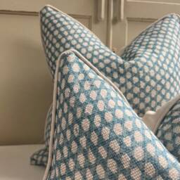 Fermoie Wicker Luxury Designer Decorative Blue Beige Linen Cushion Pillow Throw Cover - thumbnail 2
