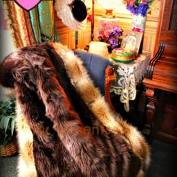Plush Faux Fur Throw Rug, Brown Center, Coyote Border - 60x80 - thumbnail 3