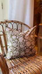 Floral Print Cotton Cushion With Feather Insert Green Farmhouse & Country Style - 45x45cm - thumbnail 1