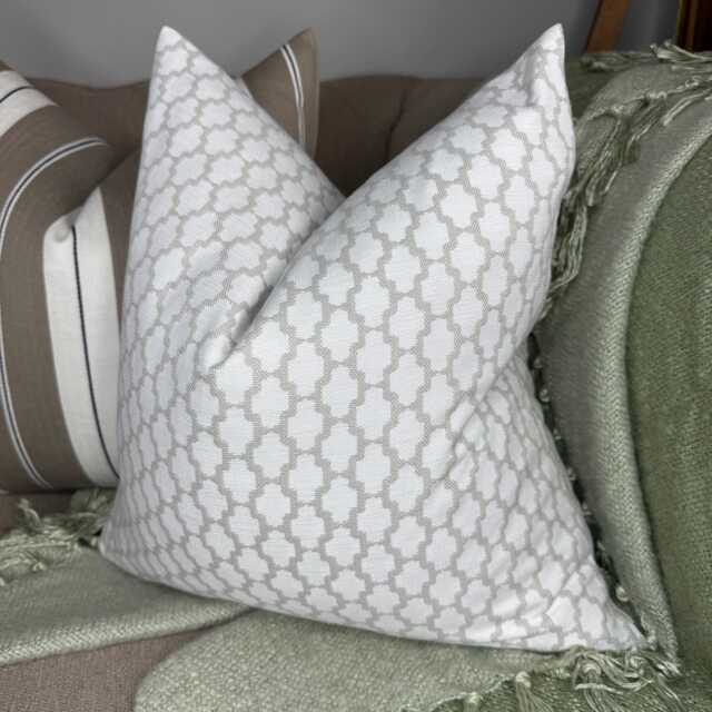 Cotswolds Style Cushion Cover, Beige Ogee Design Double Sided - Rustic Contemporary Cover - image 1