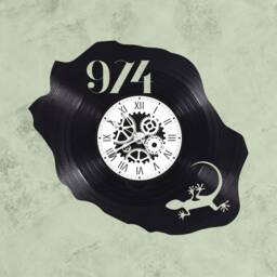 33 Rpm Vinyl Record Clock With Reunion Island Theme - thumbnail 1