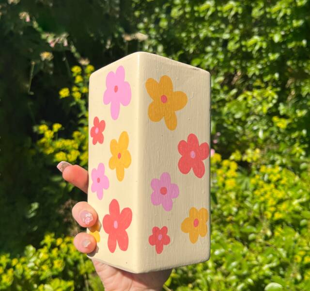 Retro Flower Hand Painted Ceramic Vase, Pink & Orange Daisys, Seamless Pattern, Bud 60S 70S Pottery Home Decor - image 1
