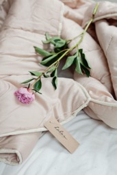 King Comforter For Retro Bedding - Vintage Wool Blanket Weddings & Anniversaries - Us Duty Paid - thumbnail 1