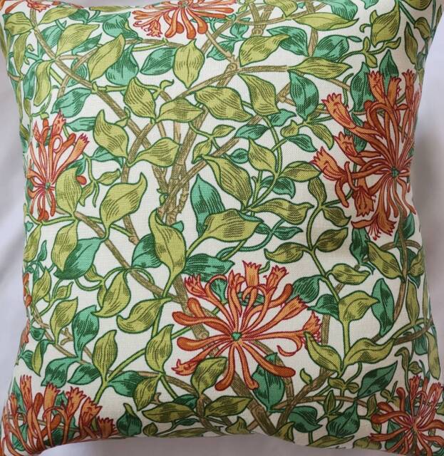 Flower & Cushion Cover Cream/Pillow William Morris Fabric