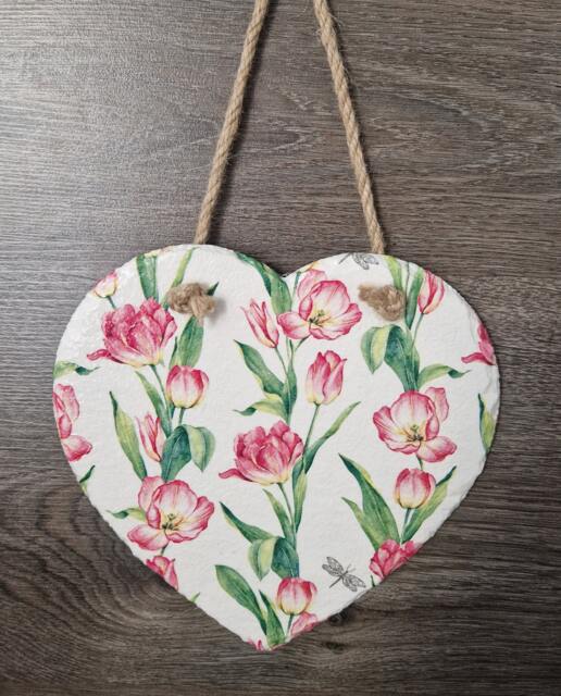Tulip Flower Heart Slate Plaque Handmade Wall Hanging - 20cm - image 1