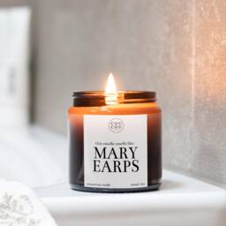 Smells Like Mary Earps Candle, Women's Football Gift, Luxury Soy Wax - thumbnail 1