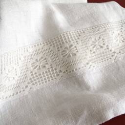 Antique Linen Pillowcase Hand Crochet Bobbin Lace, Farmhouse Bedding - thumbnail 3