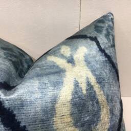 Ikat Silk Pillow Cover - 16x16, Handwoven Turkish Cushion - thumbnail 2