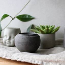 Dark Grey Sphere Concrete Planter - Handmade Succulent Pot - thumbnail 4