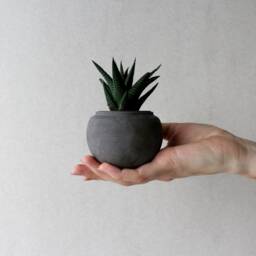Dark Grey Sphere Concrete Planter - Handmade Succulent Pot - thumbnail 2