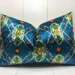 Velvet Ikat Pillow Cover, Handwoven Silk Cushion, Home Decor - 16x24 - thumbnail 2