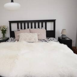 Giant Creamy White Sheepskin Rug Genuine Leather Throw - 79x44 - thumbnail 3