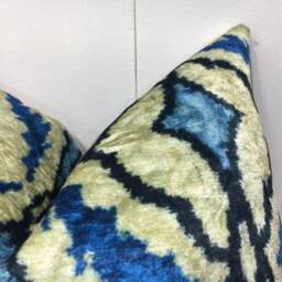 Handwoven Silk Ikat Pillow Cover 20x20 - Decorative Accent Cushion - thumbnail 2