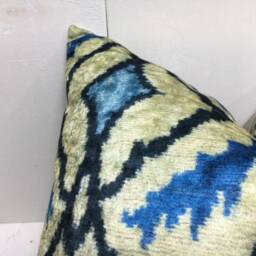 Handwoven Silk Ikat Pillow Cover 20x20 - Decorative Accent Cushion - thumbnail 3