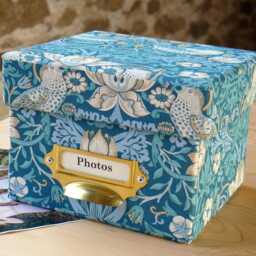 William Morris Photo Box Strawberry Thief Teal, Handmade in England - thumbnail 2