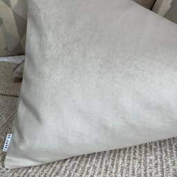 "John Lewis & Partners Fabric Knitted Velvet Cushion Pillow Cover - Greige , 12"" X 20" - thumbnail 3