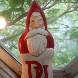 Denison Santa Claus Carving - thumbnail 3