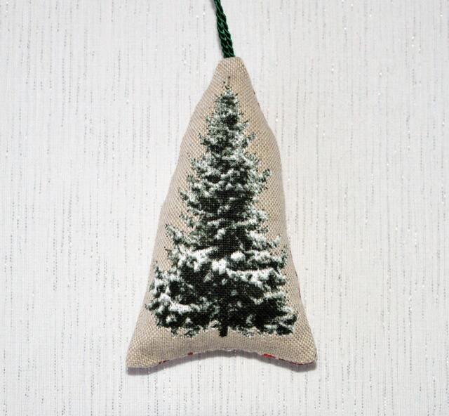 Beige Lavender Sachet With Bow, 1 Pc. 10 X 6.5 cm, Christmas Tree Pattern, Gift, Home Decor, Green, Red, White, Aroma Moth Repellent - image 1