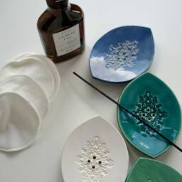 13 X 9 cm Oval Ceramic Soap Dish With Drainage Holes - thumbnail 2