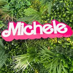 Personalized Pink Acrylic Name Sign, 3D Doll Style Room Decor - thumbnail 2