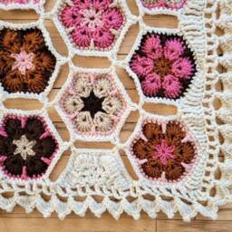 Handmade Crocheted African Hexagon Blanket - thumbnail 2