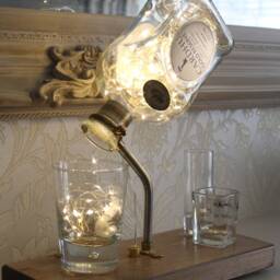 Cardhu Gold Bottle Light - 70Cl. Unique Lamp & Whisky Lover Gift For The Home - thumbnail 3