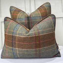 Lee Jofa Mulberry Luxury Designer Shetland Plaid Decorative Cushion Pillow Sofa Cover - thumbnail 2
