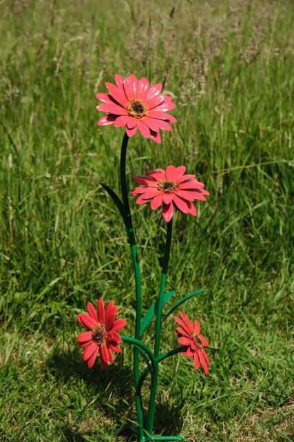 Pink Flower Decorative Floral Metal Garden Decor Stake Sculpture Giftware Gift - image 1
