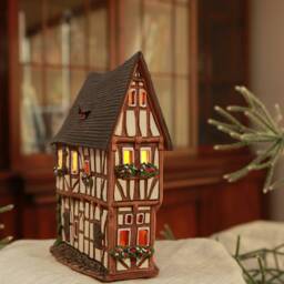 Handmade Ceramic Aroma Tealight Holder - Miniature Of Historic Spitz House in Bernkastel-Kues, Germany - thumbnail 2