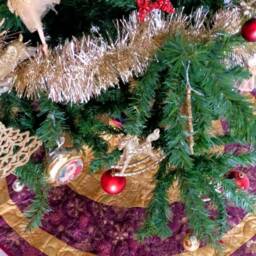 Purple Christmas Tree Skirt With Gold, 50 Inch Quilted Tree Skirt. Last One - thumbnail 2