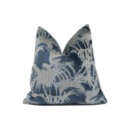 Clarke & - Tropicale Midnight Stunning Velvet Cushion Cover Throw Pillow Designer Home D??cor - thumbnail 1
