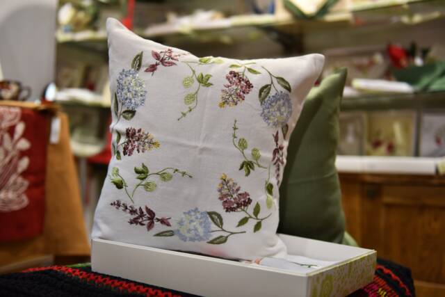 Floral Embroidered Linen Pillowcase Organic Home Decor - 40x40 cm - image 1